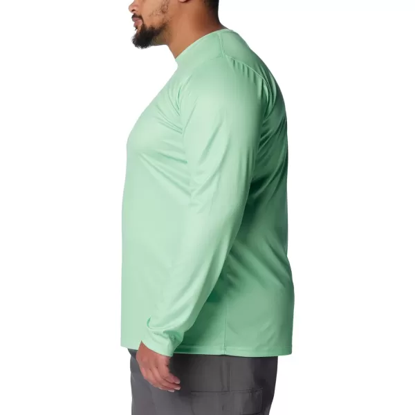 Columbia Men's PFG Terminal Tackle Fish Flag Long Sleeve Fishing Shirt