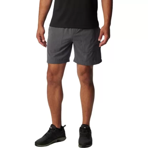 Columbia Men's Black Mesa Lightweight Short