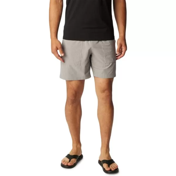 Columbia Men's Black Mesa Lightweight Short