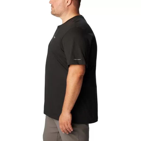 Columbia Men's Thistletown Hills Short Sleeve Henley