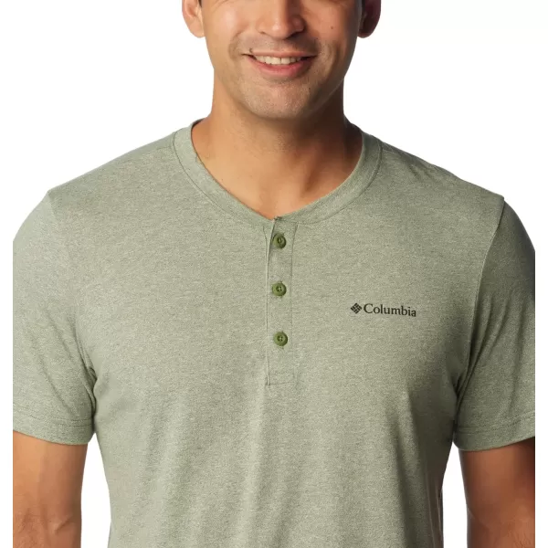 Columbia Men's Thistletown Hills Short Sleeve Henley
