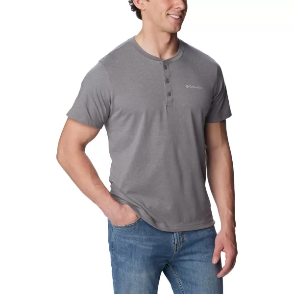Columbia Men's Thistletown Hills Short Sleeve Henley