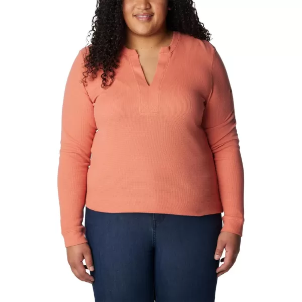 Columbia Women's Holly Hideaway Waffle Long Sleeve