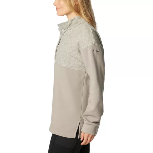 Columbia Women's Hart Mountain Quilted 1/2 Snap