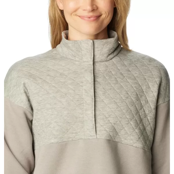 Columbia Women's Hart Mountain Quilted 1/2 Snap