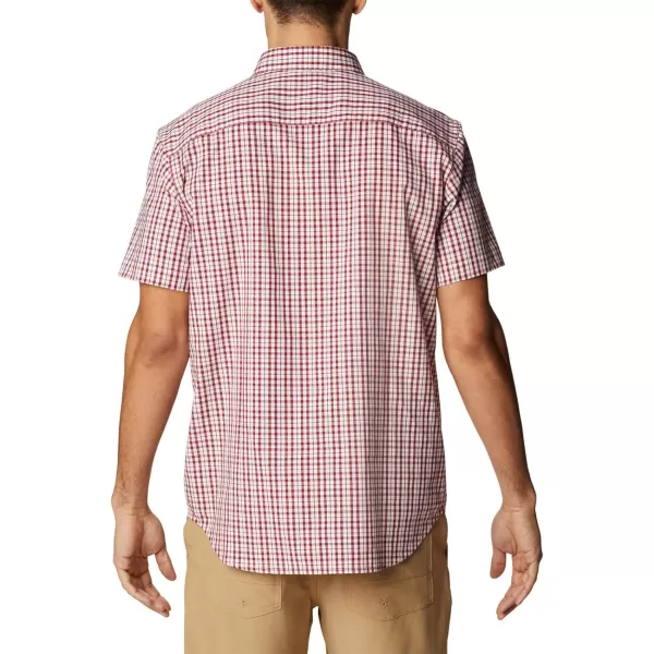 Columbia Men's Collegiate Rapid Rivers Short Sleeve Shirt