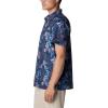imageColumbia Mens Super Slack Tide Camp Shirt Short SleeveCollegiate Navy Palmeria