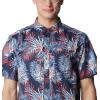 imageColumbia Mens Super Slack Tide Camp Shirt Short SleeveCollegiate Navy Tunatropic Print