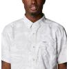 imageColumbia Mens Super Slack Tide Camp Shirt Short SleeveCool Grey Hula Fish Print