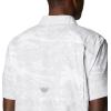 imageColumbia Mens Super Slack Tide Camp Shirt Short SleeveCool Grey Hula Fish Print