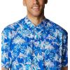 imageColumbia Mens Trollers Best Short Sleeve ShirtBlue Macaw Festive Fishin Print