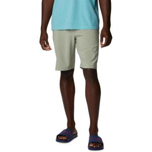 imageColumbia Mens Grander Marlin II Offshore ShortsSafari