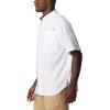 imageColumbia Mens Terminal Tackle ShortWhiteRealtree Edge