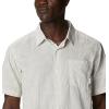 imageColumbia Mens Under Exposure Yarn Dye Short Sleeve ShirtSavory Oxford Stripe